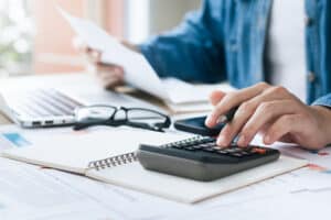 Bookkeeping service for business results in accurate reporting.